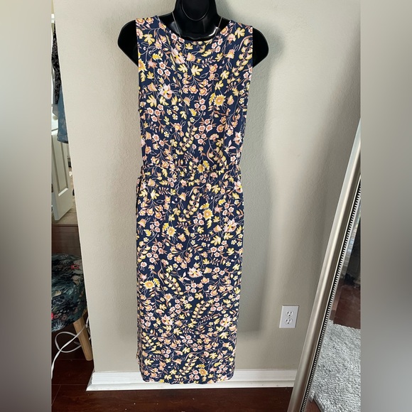 Good threads floral dress Sz medium - Picture 3 of 4